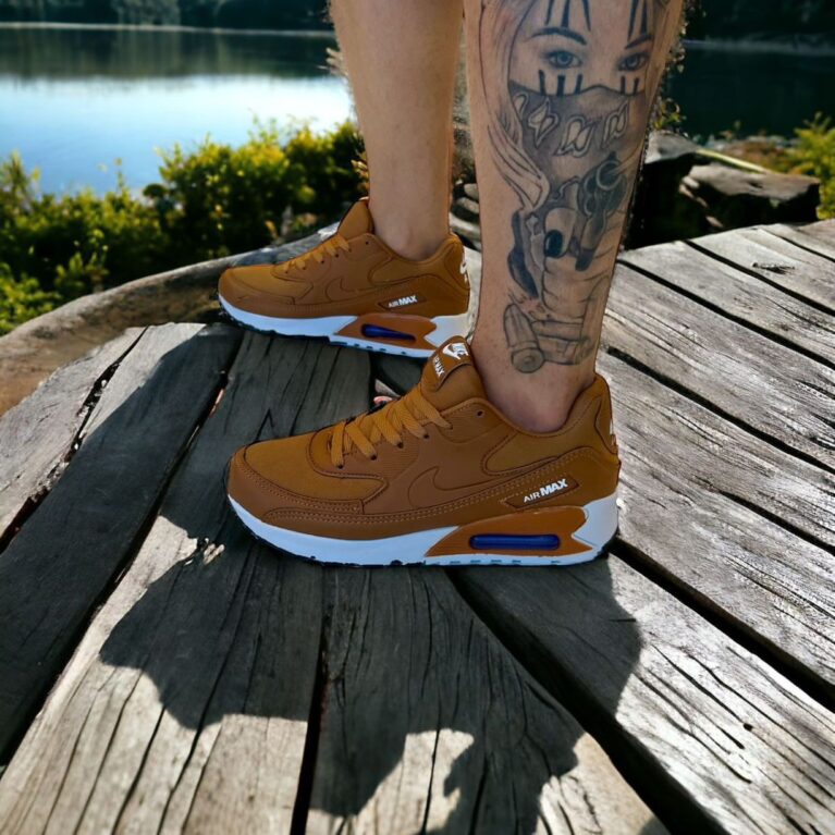 Max Caramelo